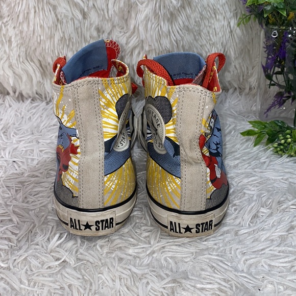 Superman Converse sneakers - Picture 3 of 8